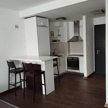 Apartman Cozy Basilica 4 *
